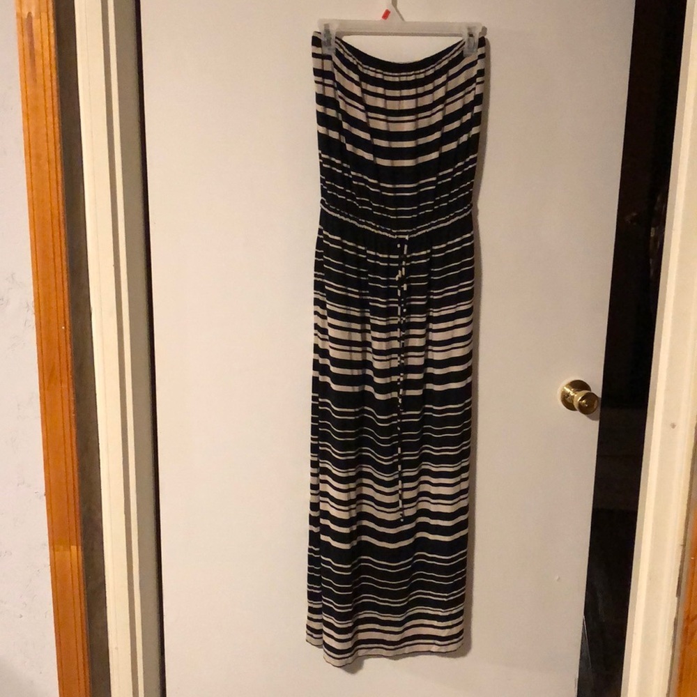 Strapless dress